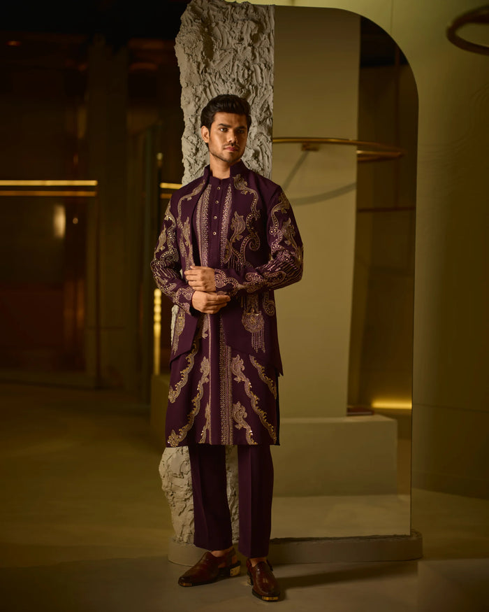 Wine Kurta Set With Gold Embroidey